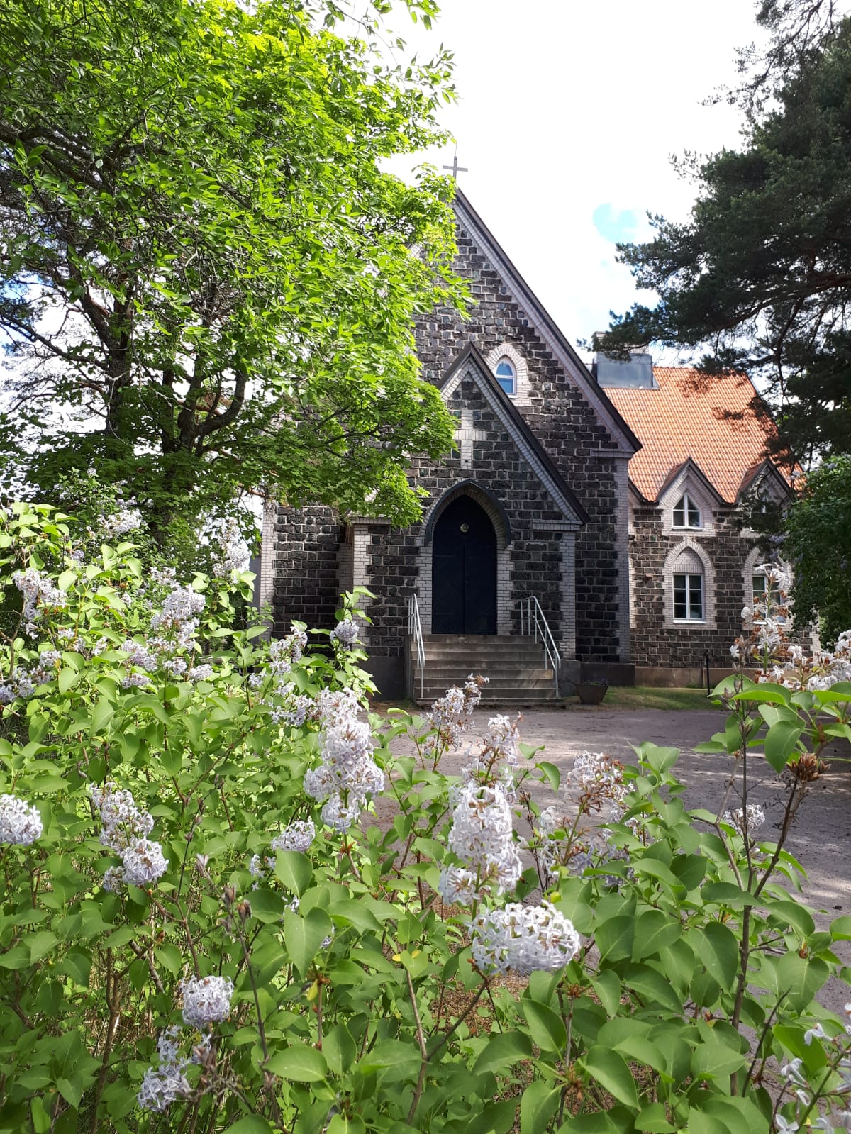 Allmän guidning i Dalsbruks kyrka Dalsbruks slaggstenskyrka.